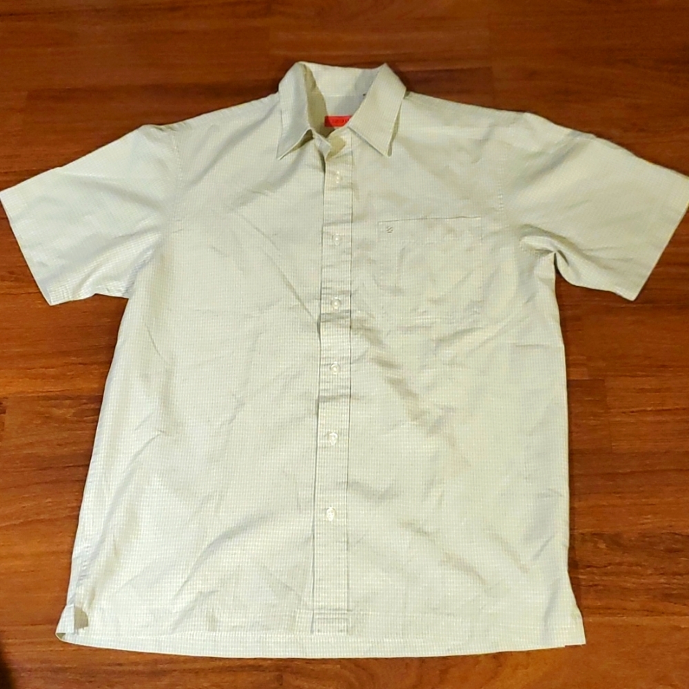 IZOD Men's Button-Down Green Short Sleeve Shirt - Medium to Large
